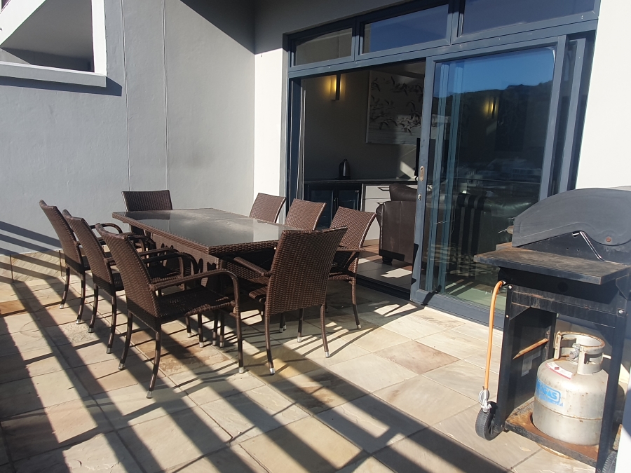 2 Bedroom Property for Sale in Herolds Bay Western Cape